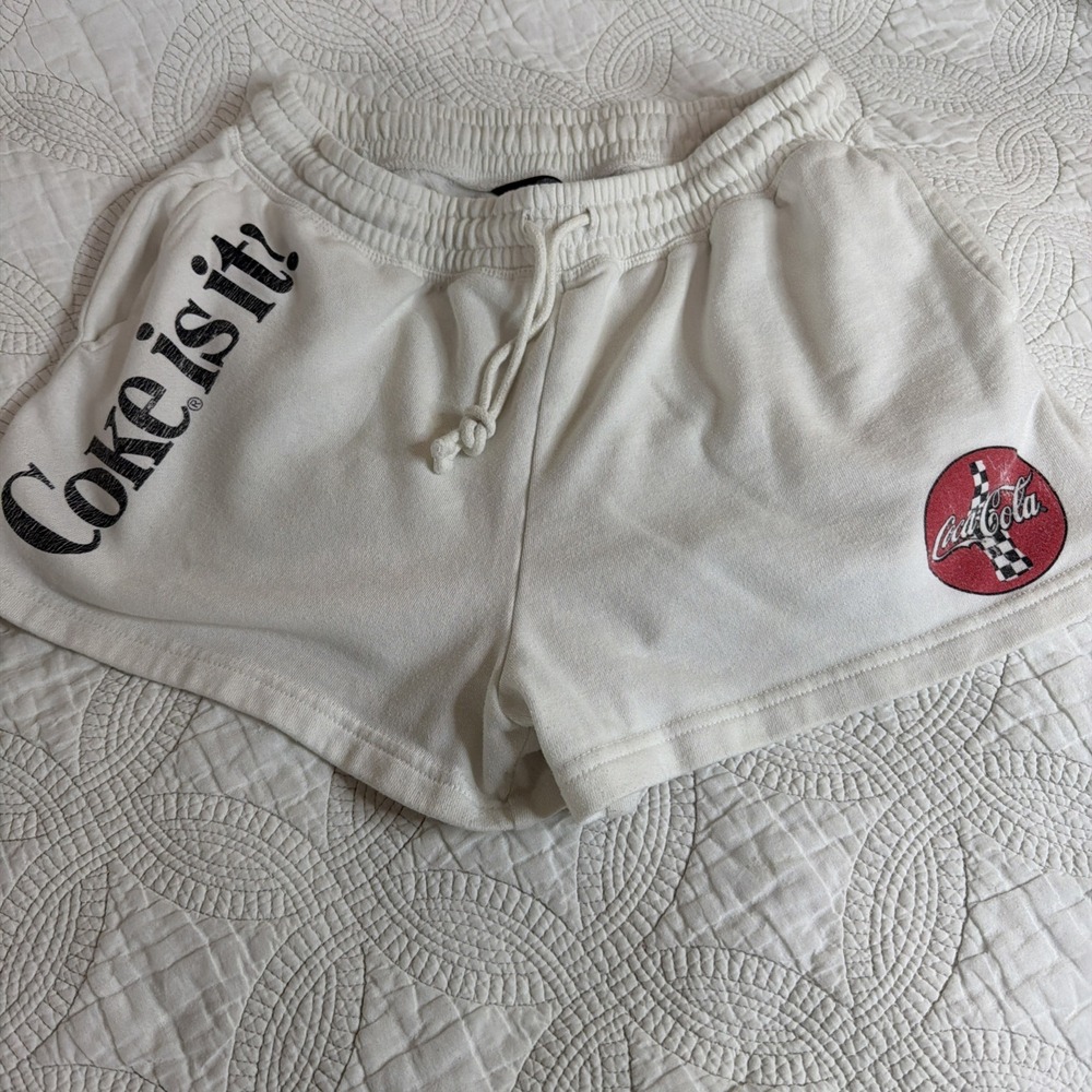 Women's Sz Small Coca-Cola x Aeropostale Lounge Shorts Polar Retro Style Logo